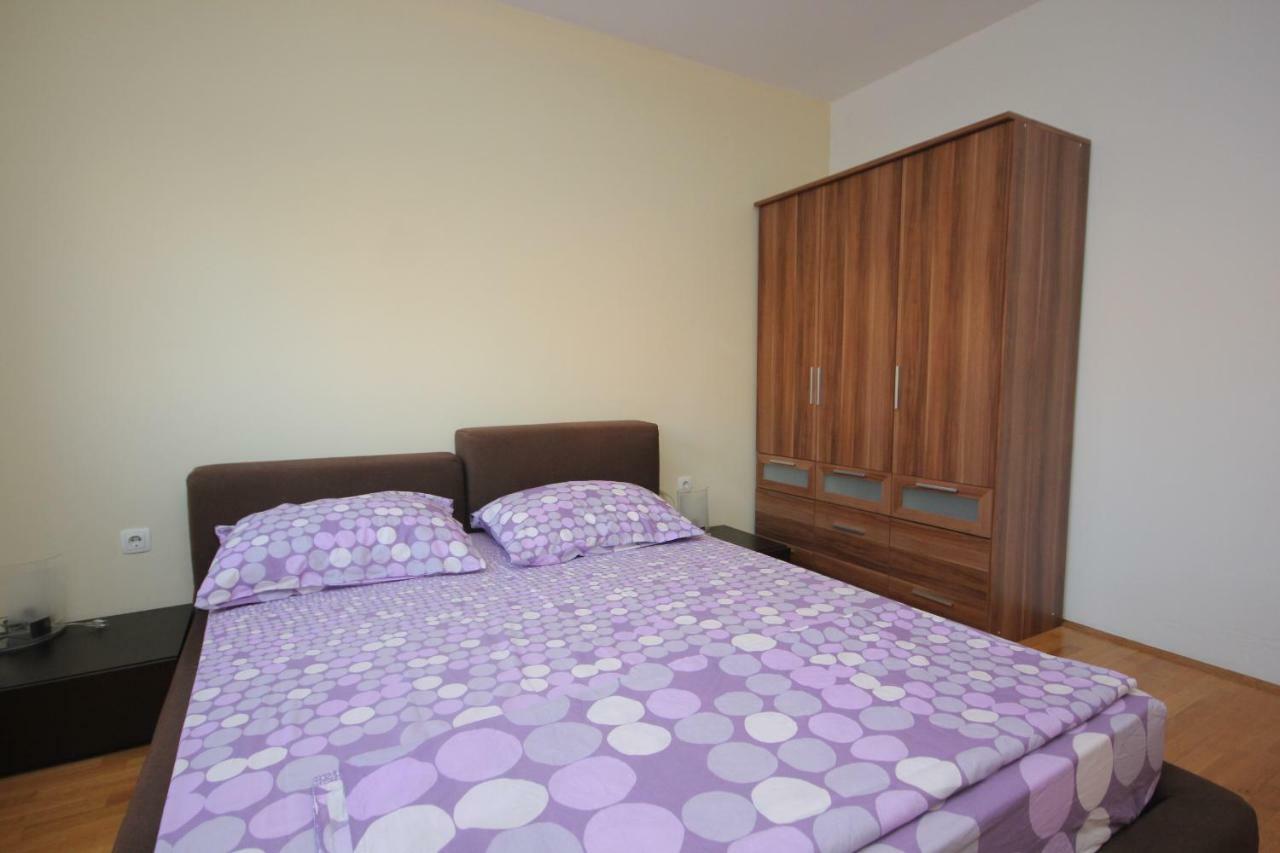 Apartment Karlo Near The Most Beautiful Beach Znjan Split Exteriér fotografie